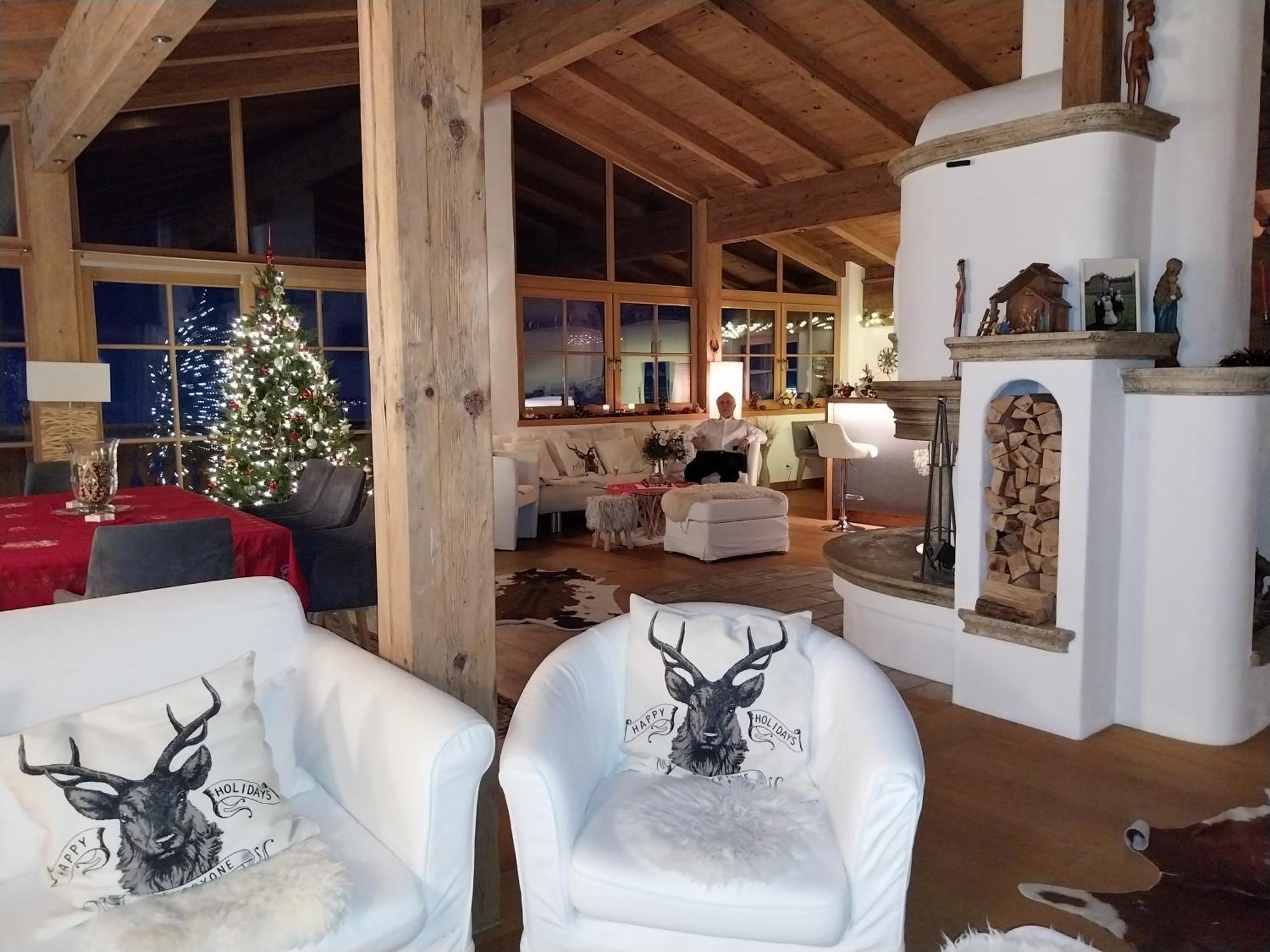 Luxuschalet Happy Home Tyrol Елмау Екстериор снимка