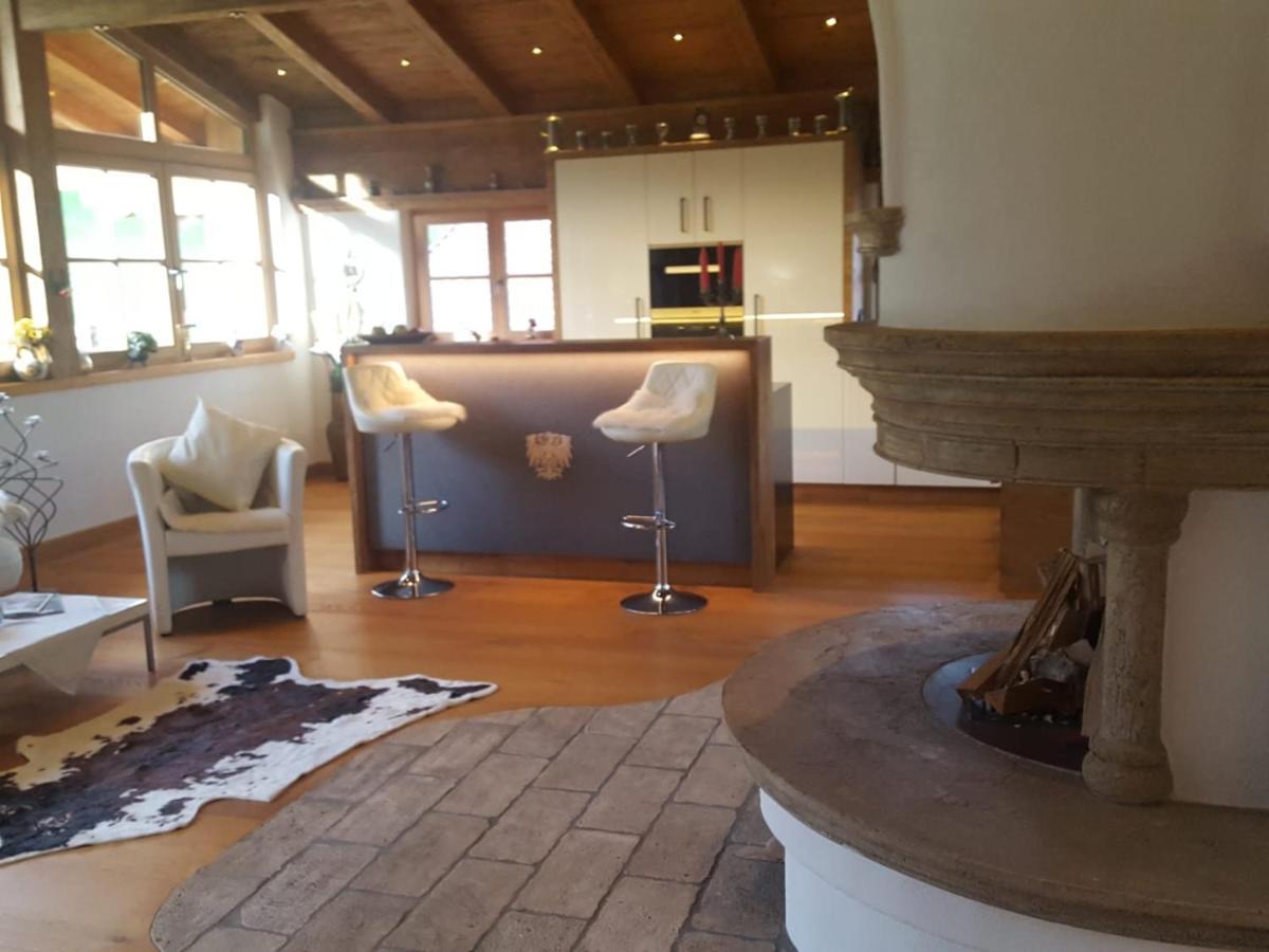 Luxuschalet Happy Home Tyrol Елмау Екстериор снимка