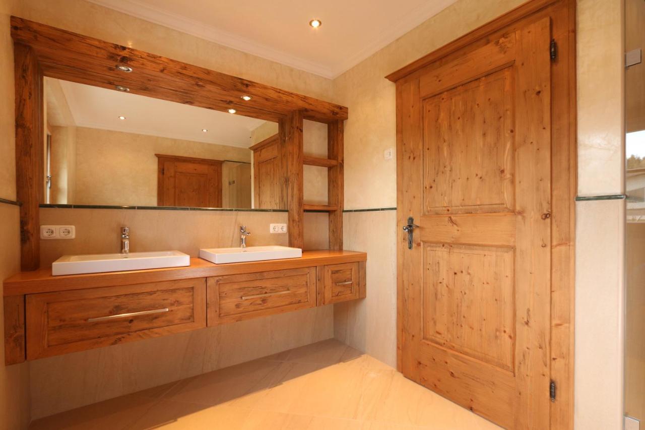 Luxuschalet Happy Home Tyrol Елмау Екстериор снимка